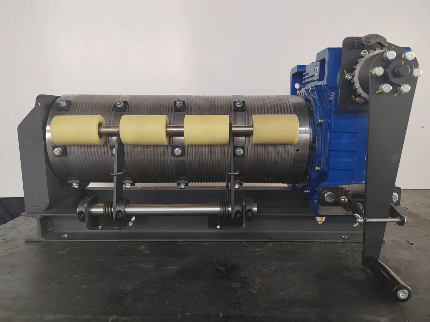 Manual Hand Winch - 1